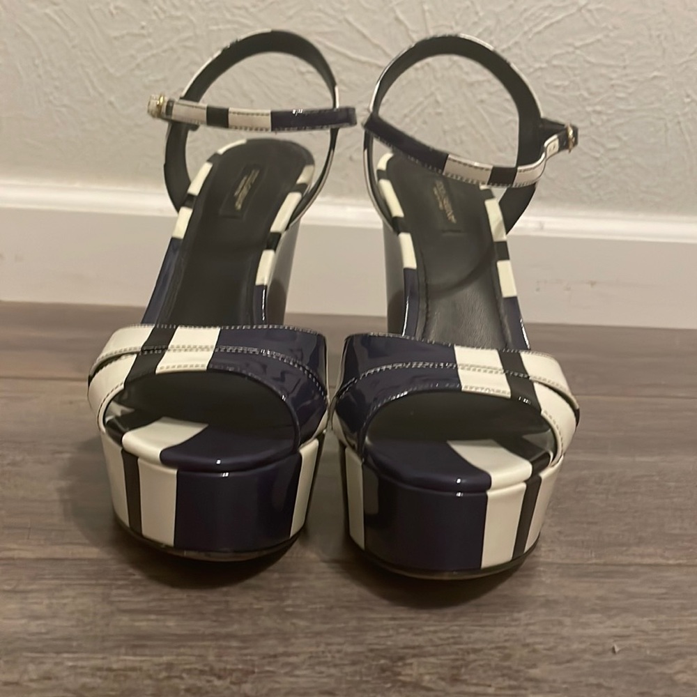 Dolce & Gabbana nautical stripe platform wedge sandal. 4.5 inch heel - Picture 7 of 10